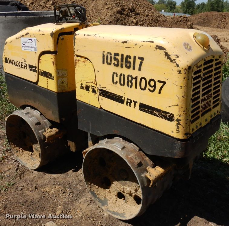 image for item DJ6083 2008 Wacker RT82  trench compactor