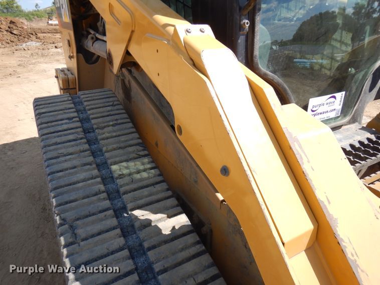 image for item DJ6084 2019 Caterpillar 279D  tracked skid steer loader
