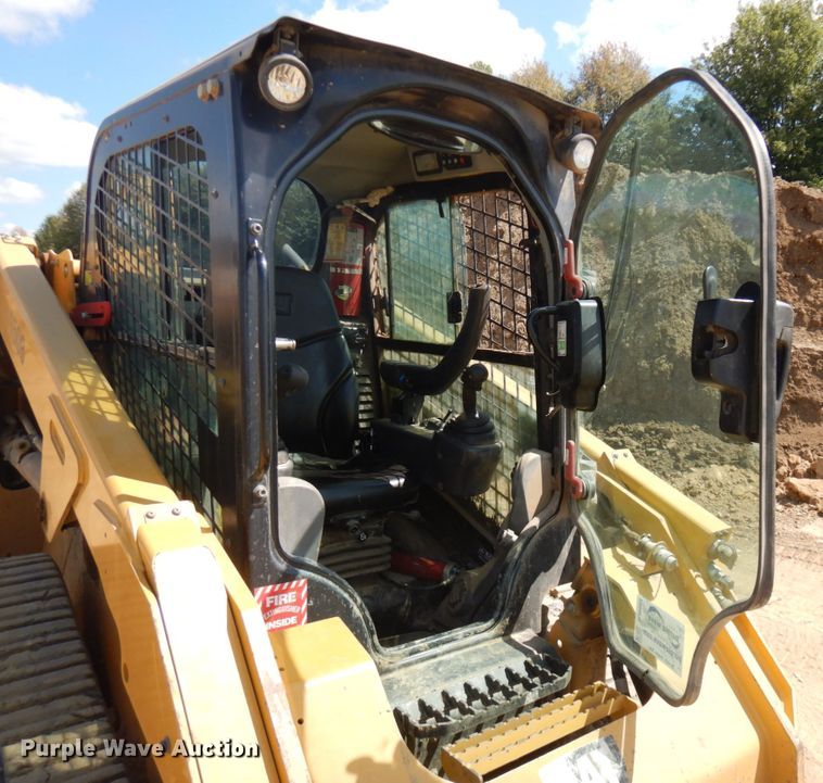 image for item DJ6084 2019 Caterpillar 279D  tracked skid steer loader