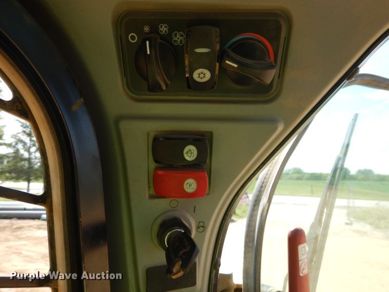 image for item DJ6084 2019 Caterpillar 279D  tracked skid steer loader