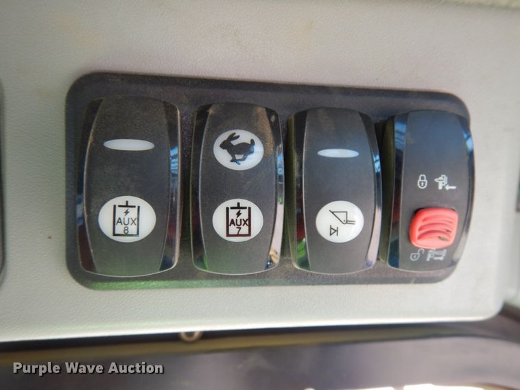 image for item DJ6084 2019 Caterpillar 279D  tracked skid steer loader