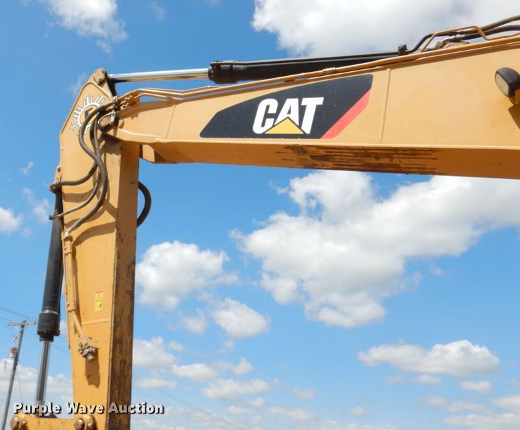 image for item DJ6086 2012 Caterpillar 320E L  excavator