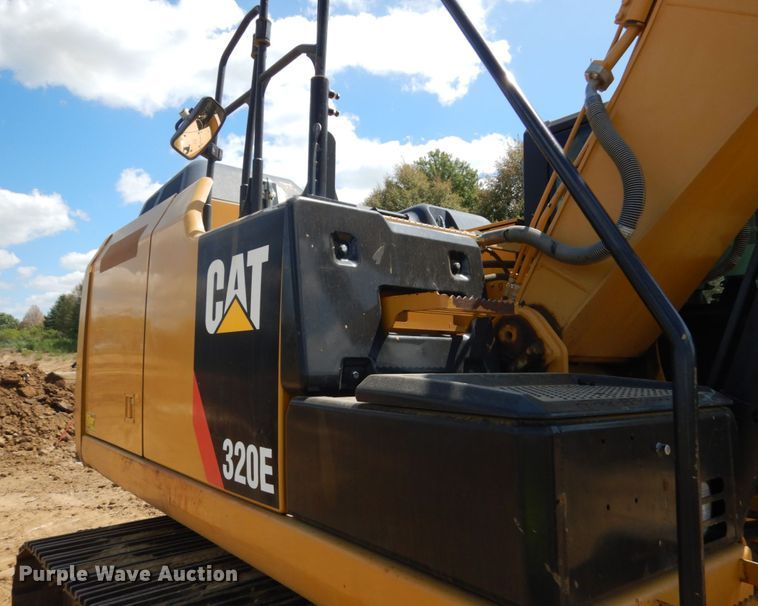 image for item DJ6086 2012 Caterpillar 320E L  excavator