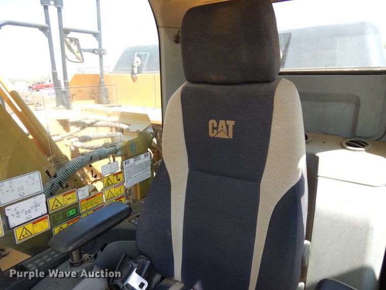 image for item DJ6086 2012 Caterpillar 320E L  excavator