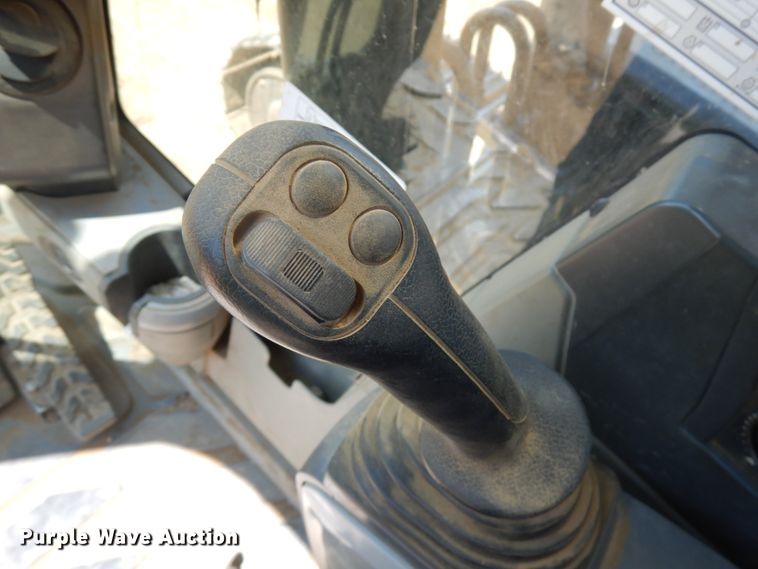 image for item DJ6086 2012 Caterpillar 320E L  excavator