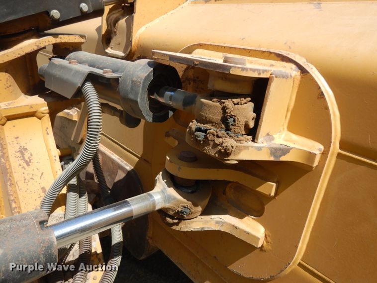 image for item DJ6087 2012 Caterpillar D5K2 LGP  dozer