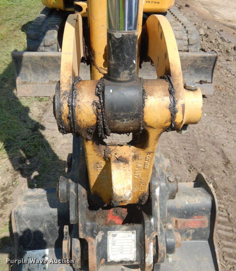 image for item DJ6088 2020 Caterpillar 303.5E2  mini excavator