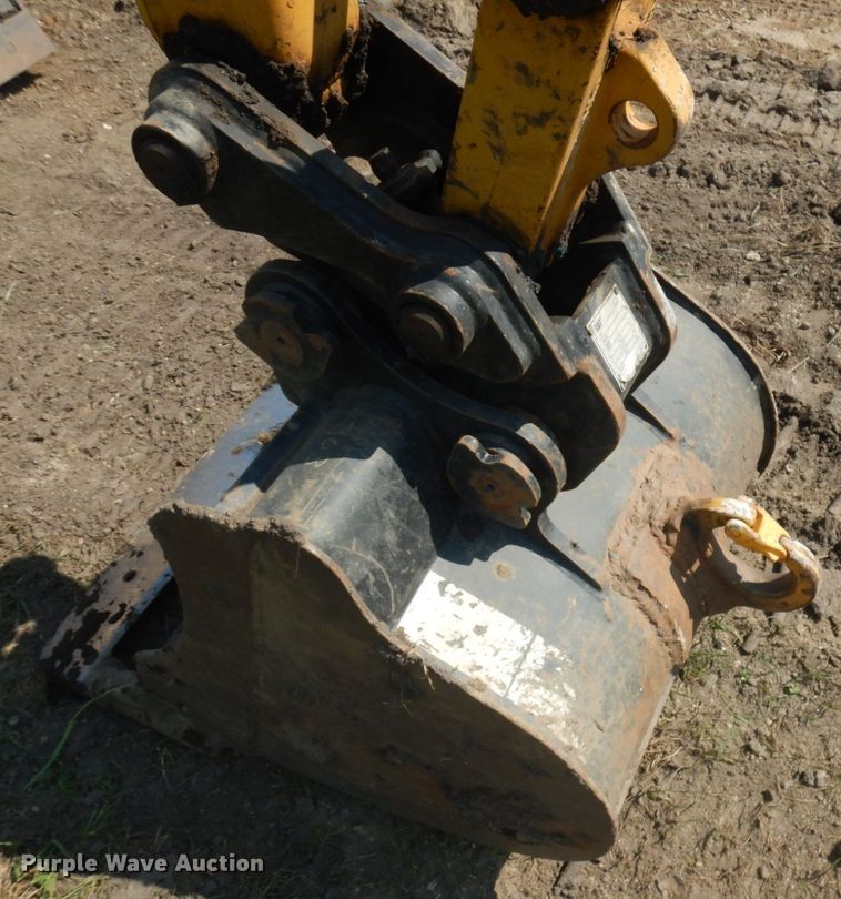 image for item DJ6088 2020 Caterpillar 303.5E2  mini excavator