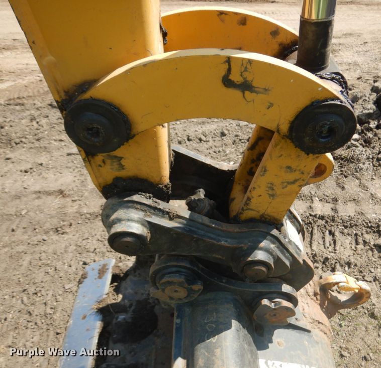image for item DJ6088 2020 Caterpillar 303.5E2  mini excavator