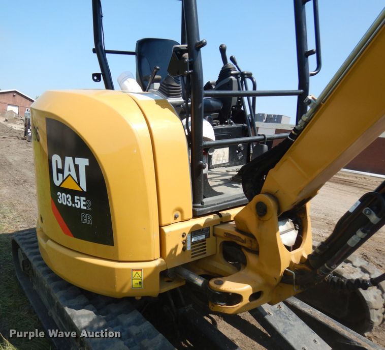 image for item DJ6088 2020 Caterpillar 303.5E2  mini excavator