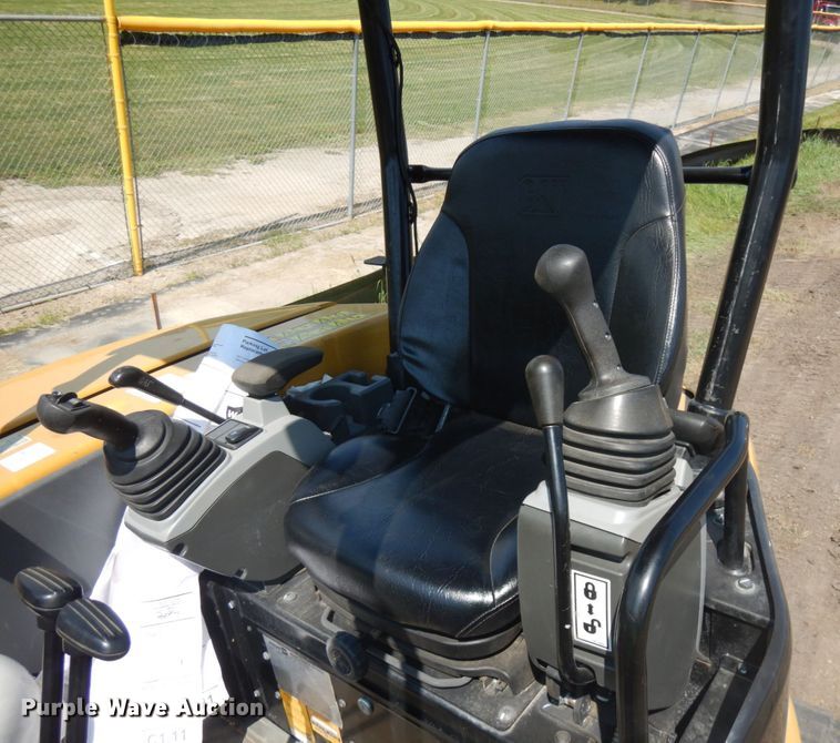 image for item DJ6088 2020 Caterpillar 303.5E2  mini excavator