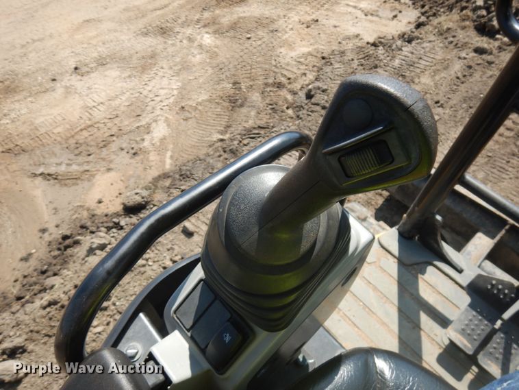 image for item DJ6088 2020 Caterpillar 303.5E2  mini excavator