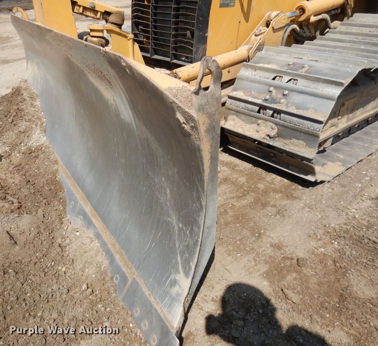 image for item DJ6090 2012 Caterpillar D4K LGP  dozer