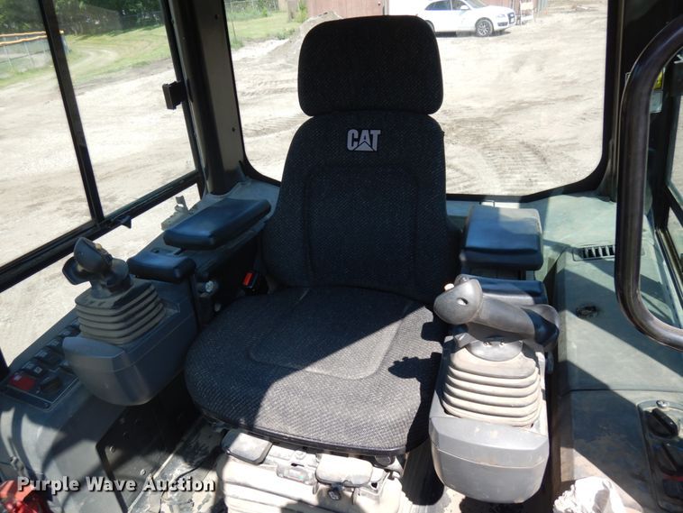 image for item DJ6090 2012 Caterpillar D4K LGP  dozer