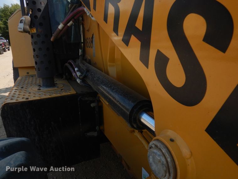 image for item DJ6095 2016 Caterpillar 430F2  backhoe