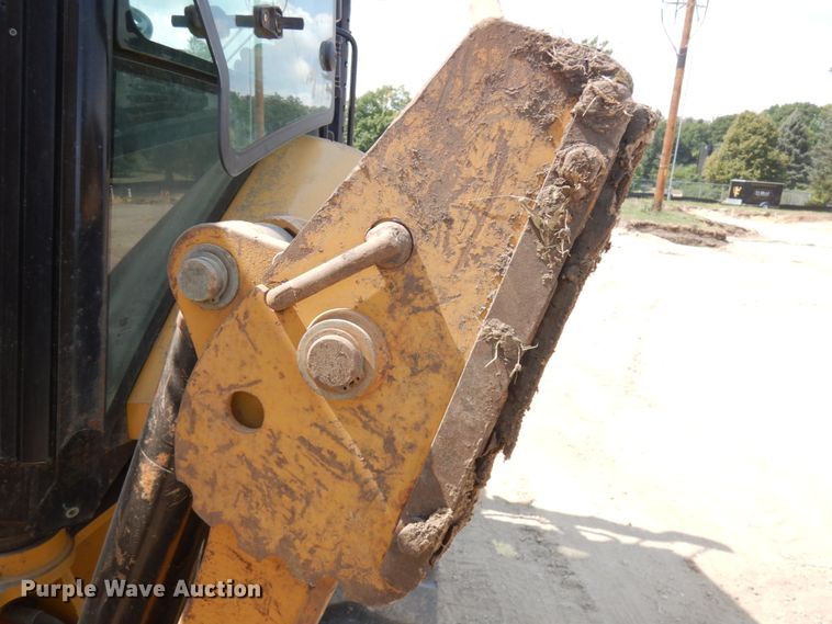 image for item DJ6095 2016 Caterpillar 430F2  backhoe