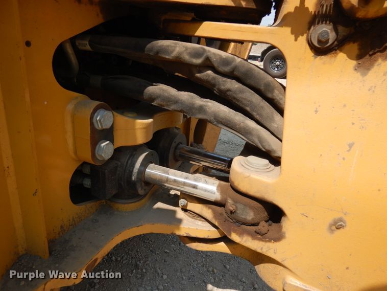 image for item DJ6095 2016 Caterpillar 430F2  backhoe