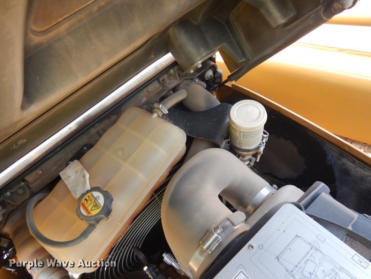 image for item DJ6095 2016 Caterpillar 430F2  backhoe