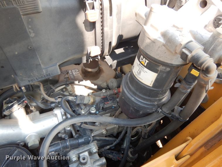 image for item DJ6095 2016 Caterpillar 430F2  backhoe