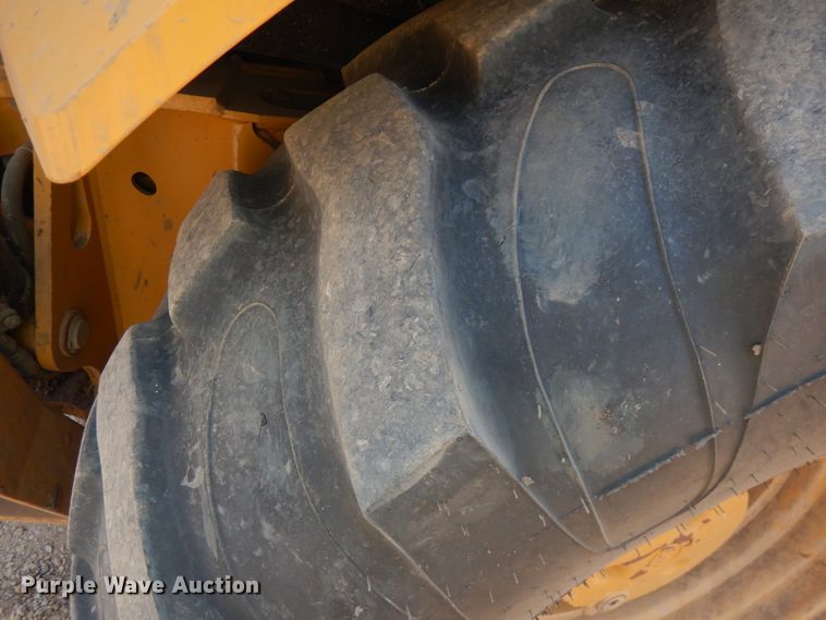 image for item DJ6095 2016 Caterpillar 430F2  backhoe