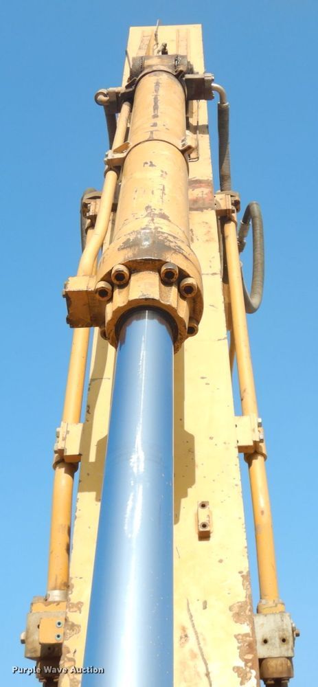 image for item DJ6098 2005 Caterpillar 345C L  excavator