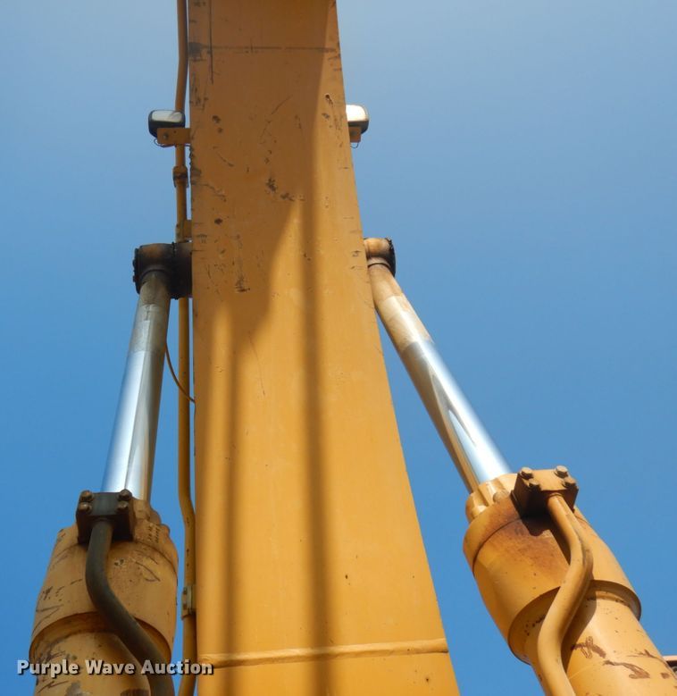 image for item DJ6098 2005 Caterpillar 345C L  excavator