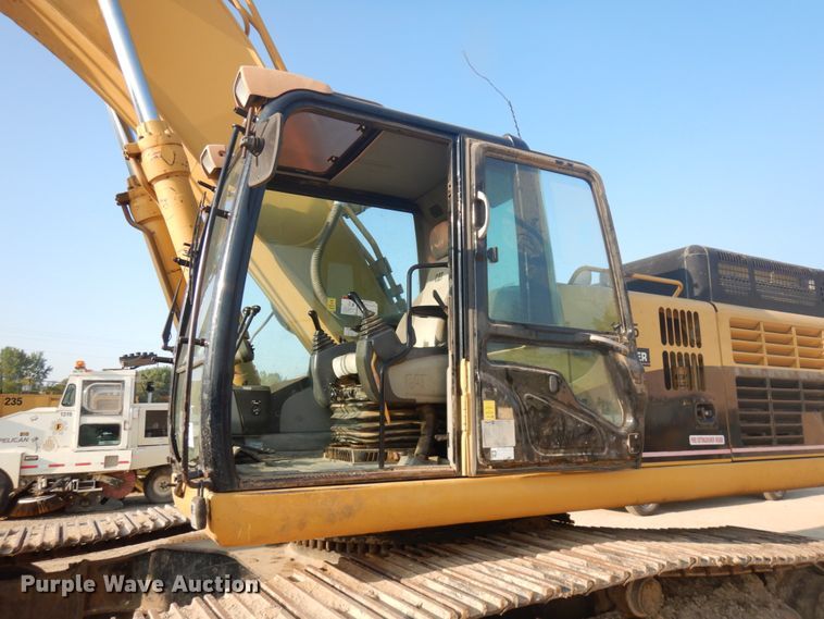 image for item DJ6098 2005 Caterpillar 345C L  excavator