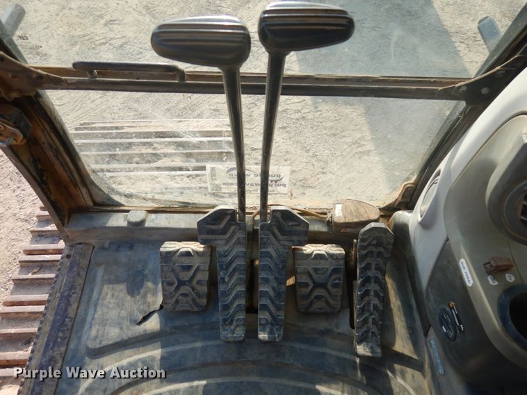 image for item DJ6098 2005 Caterpillar 345C L  excavator