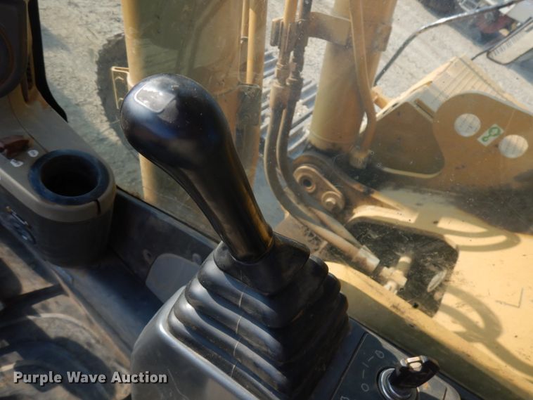 image for item DJ6098 2005 Caterpillar 345C L  excavator