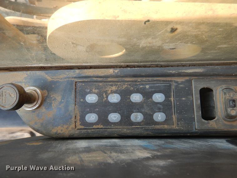 image for item DJ6098 2005 Caterpillar 345C L  excavator