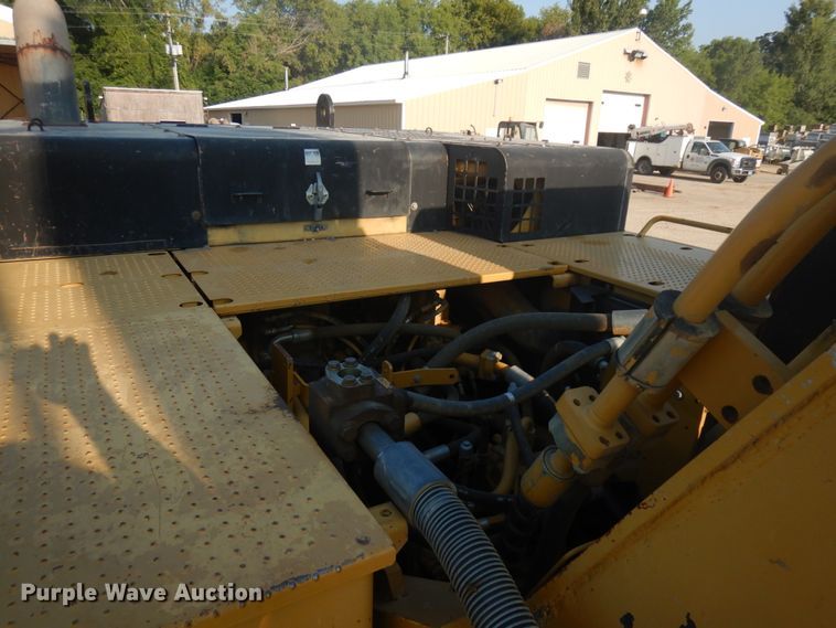 image for item DJ6098 2005 Caterpillar 345C L  excavator