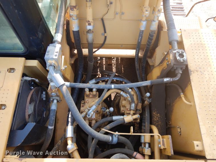 image for item DJ6098 2005 Caterpillar 345C L  excavator