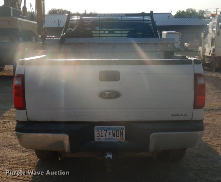 image for item DJ6099 2015 Ford F250 Super Duty  pickup truck