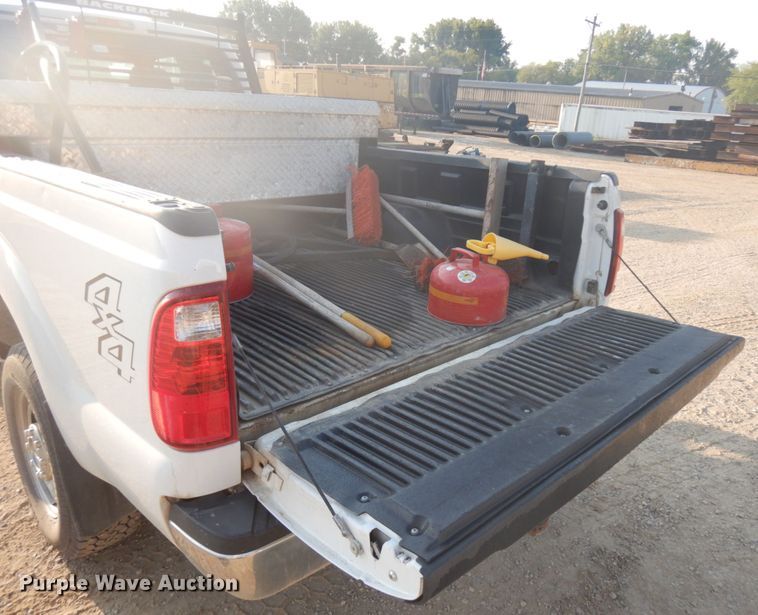 image for item DJ6099 2015 Ford F250 Super Duty  pickup truck