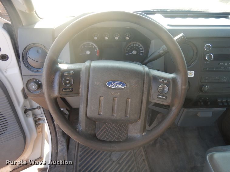 image for item DJ6099 2015 Ford F250 Super Duty  pickup truck