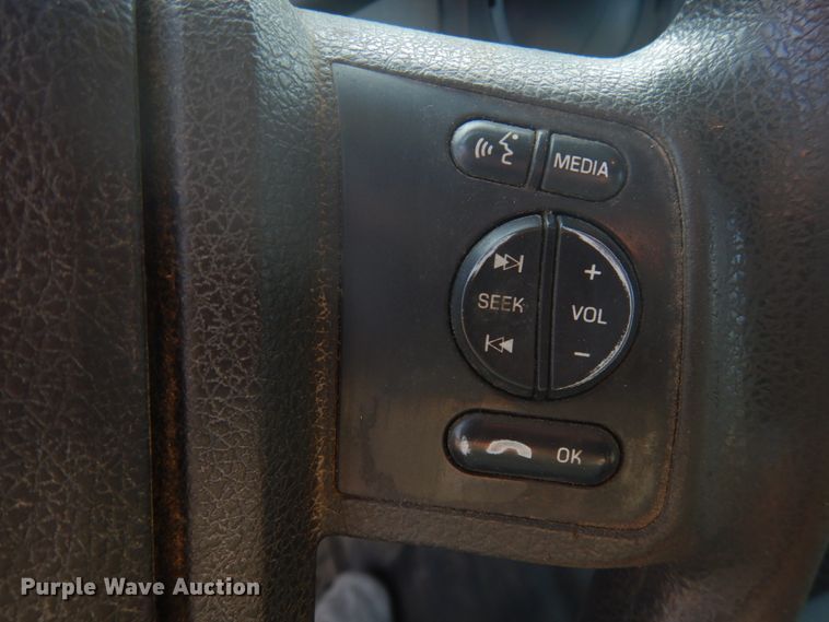 image for item DJ6099 2015 Ford F250 Super Duty  pickup truck