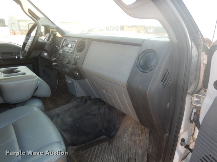 image for item DJ6099 2015 Ford F250 Super Duty  pickup truck