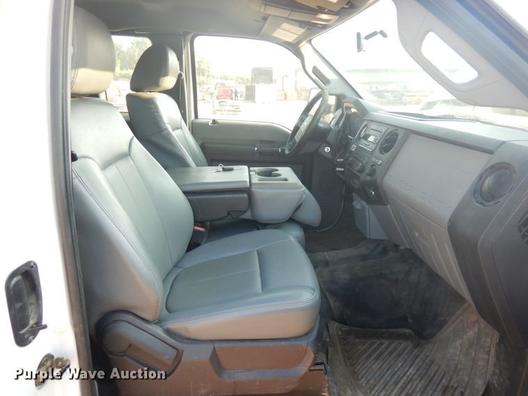 image for item DJ6099 2015 Ford F250 Super Duty  pickup truck