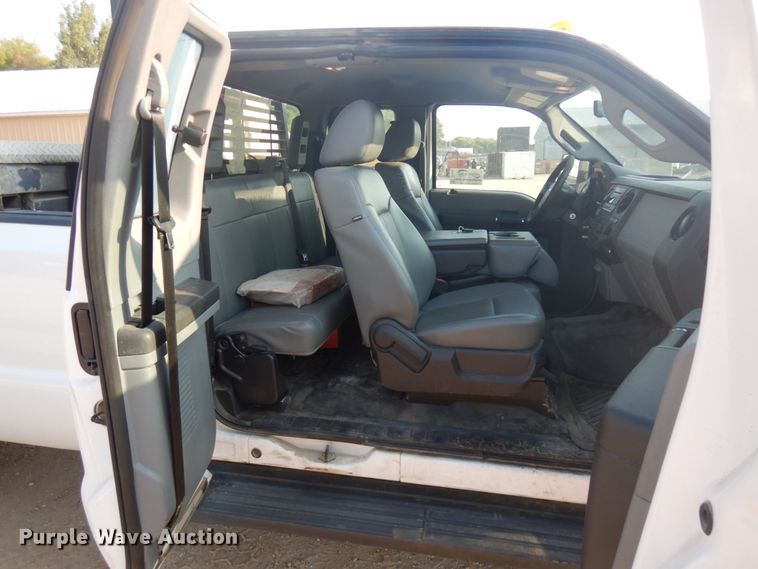 image for item DJ6099 2015 Ford F250 Super Duty  pickup truck