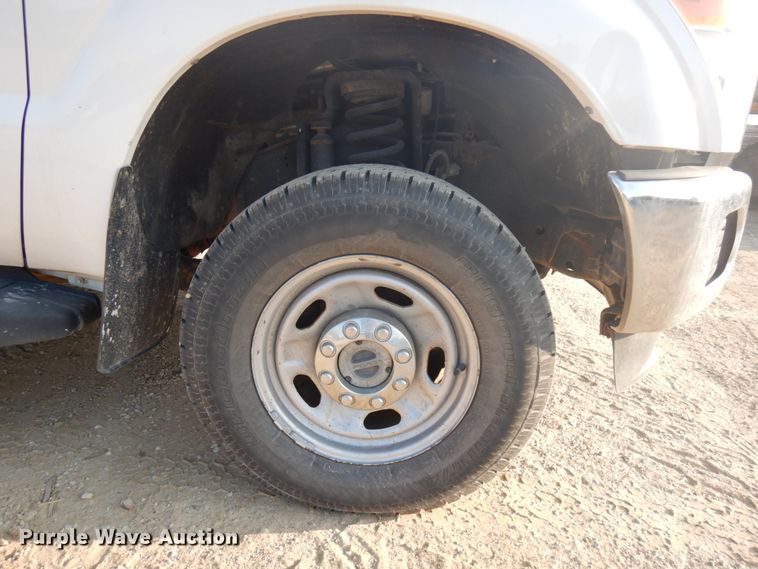 image for item DJ6099 2015 Ford F250 Super Duty  pickup truck