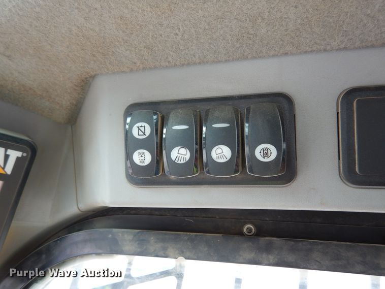 image for item DK3235 2016 Caterpillar 279D  tracked skid steer loader