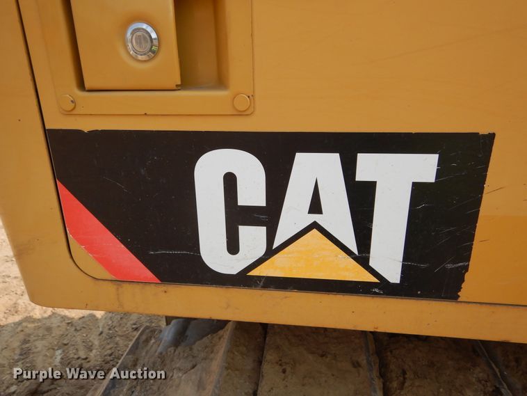 image for item DL1754 2012 Caterpillar D5K2 LGP  dozer