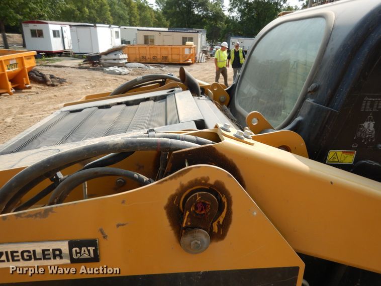 image for item DL1755 2019 Caterpillar 279D  tracked skid steer loader