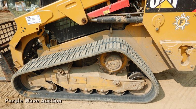 image for item DL1755 2019 Caterpillar 279D  tracked skid steer loader