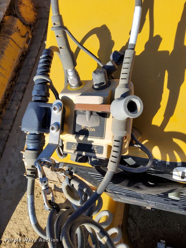 image for item DL1756 2012 Caterpillar D6K LGP  dozer