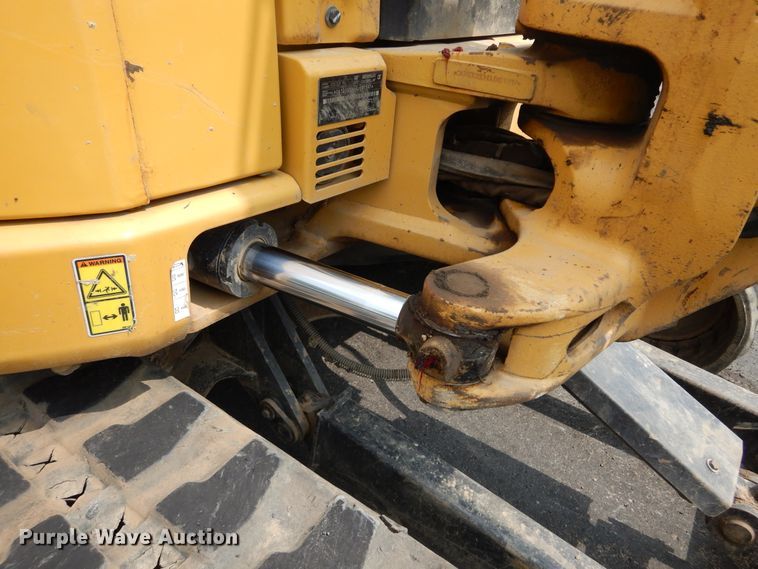 image for item DL1757 2015 Caterpillar 305E2 CR  mini excavator