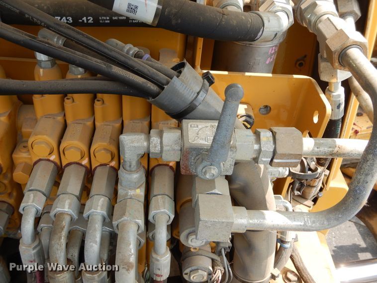 image for item DL1757 2015 Caterpillar 305E2 CR  mini excavator