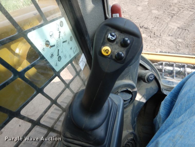 image for item DL1758 2019 Caterpillar 249D3  tracked skid steer loader