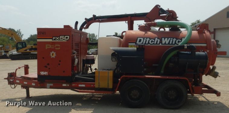 image for item DL6244 2013 Ditch Witch FX50  vacuum excavator