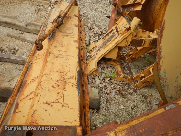 image for item HI9956 10'10"W motor grader snow plow